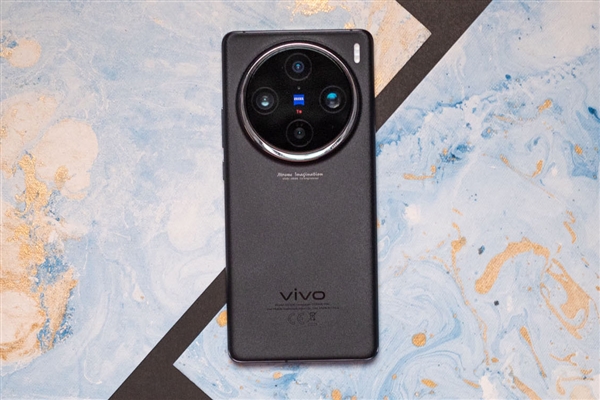 全球首款天玑9400旗舰入网！vivo X200系列三证齐全