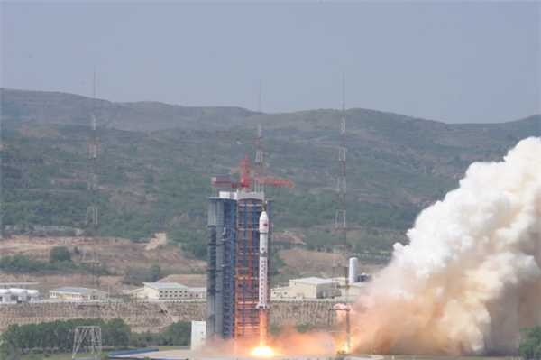 一箭四星！长二丁火箭成功发射北京三号C星星座