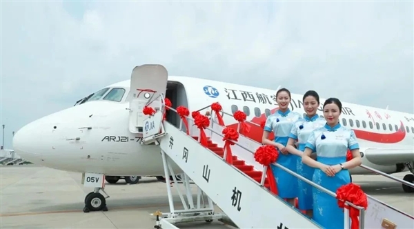 江西航空ARJ21载客量突破100万人次：已有5架