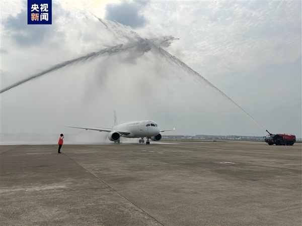 国产大飞机新里程碑！C919完成首次跨境商业包机航行：香港-上海