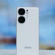 骁龙8 Gen3双芯战神！iQOO Neo9S Pro+星曜白图赏