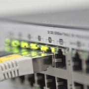 户均网速491.5Mbps！中国宽带现状：百兆普及率94.8%、千兆用户占比近三成