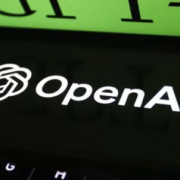 OpenAI自研芯片进展曝光！百万年薪挖角谷歌