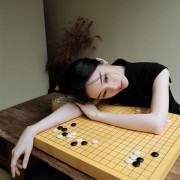 “围棋甜心”俞俐均力压刘亦菲 夺得第九届女神大赛冠军