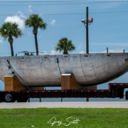 难得一见的奇观！SpaceX四个整流罩同时上路